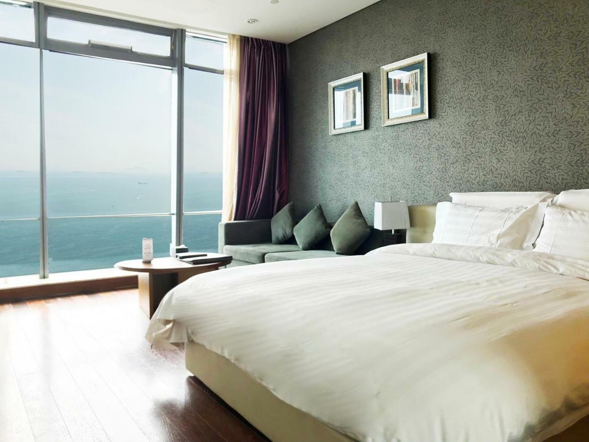 Grand Madison Qingdao Harbour-View Central（Former Qingdao Farglory Hotel） Экстерьер фото